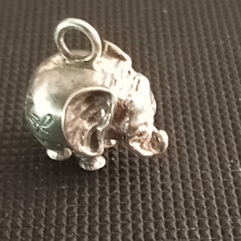 Retired James Avery Silver 3D Elephant Charm